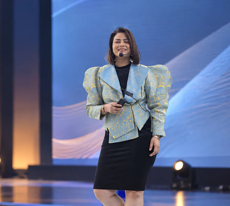 Anchor for IT Company Events in India: Annual Days, Town Halls and Tech Conferences