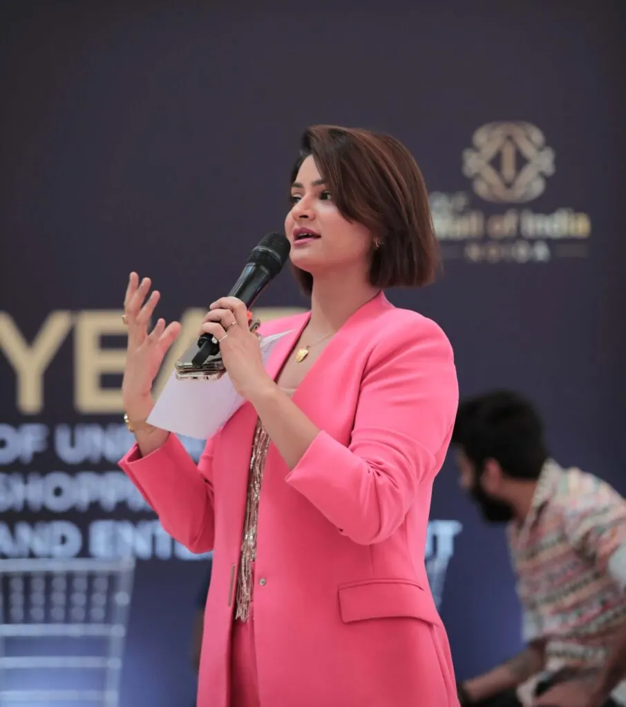 Zoafshen Qureshi - Corporate Emcee In Delhi